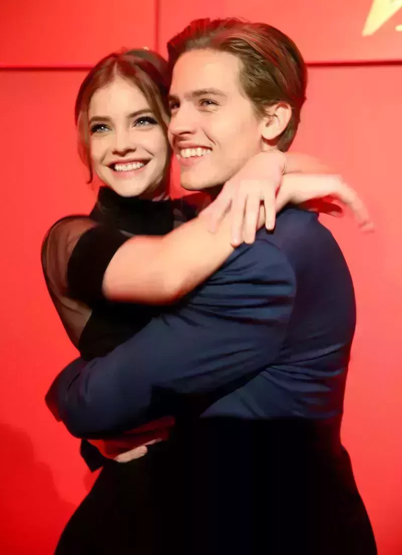 Cronología completa de la relación entre Dylan Sprouse y Barbara Palvin