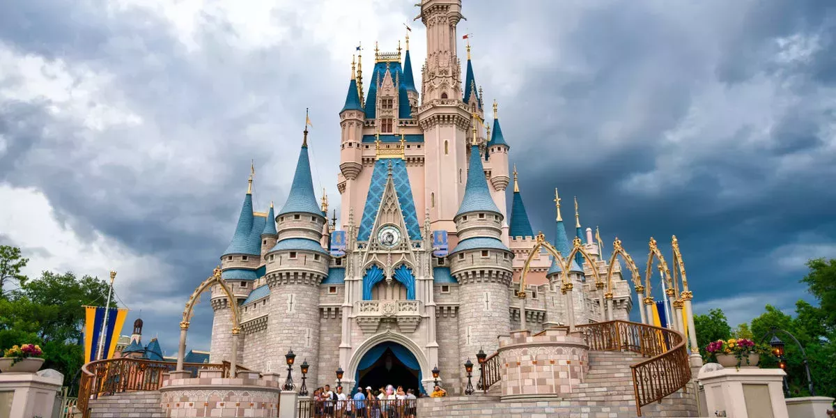 Los huéspedes de Disney World retransmitieron en directo el huracán Ian mientras la tormenta golpeaba Florida