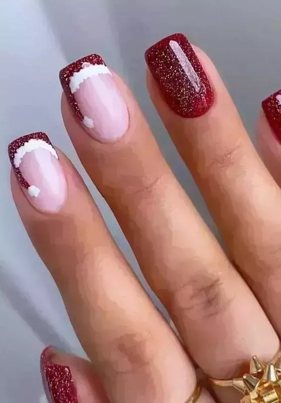 15 divertidos y creativos diseños de uñas de invierno para adolescentes