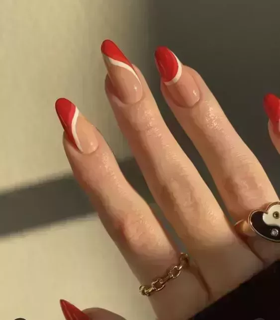 15 divertidos y creativos diseños de uñas de invierno para adolescentes