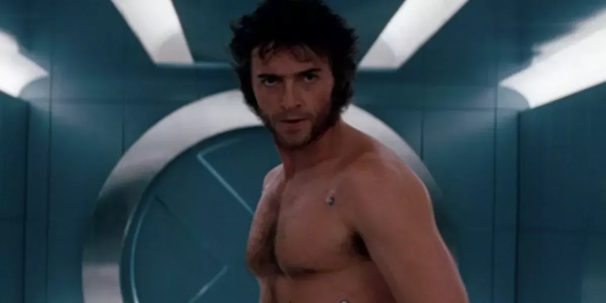 Hugh Jackman dice que el rodaje de sus escenas sin camiseta para la primera película de 'X-Men' se retrasó porque no estaba lo suficientemente maduro para interpretar a Lobezno
