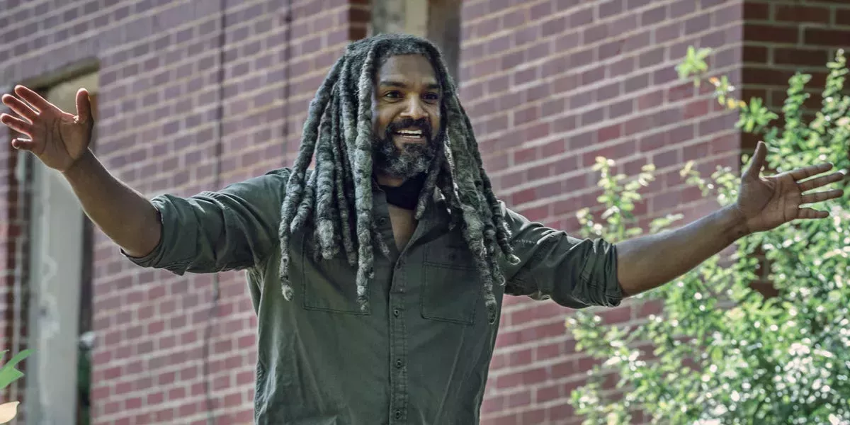 La estrella de 'The Walking Dead', Khary Payton, dice que robó la espada de su personaje en el plató y que no la devuelve