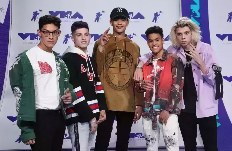 Todo lo que hay que saber sobre la boyband PRETTYMUCH y sus miembros