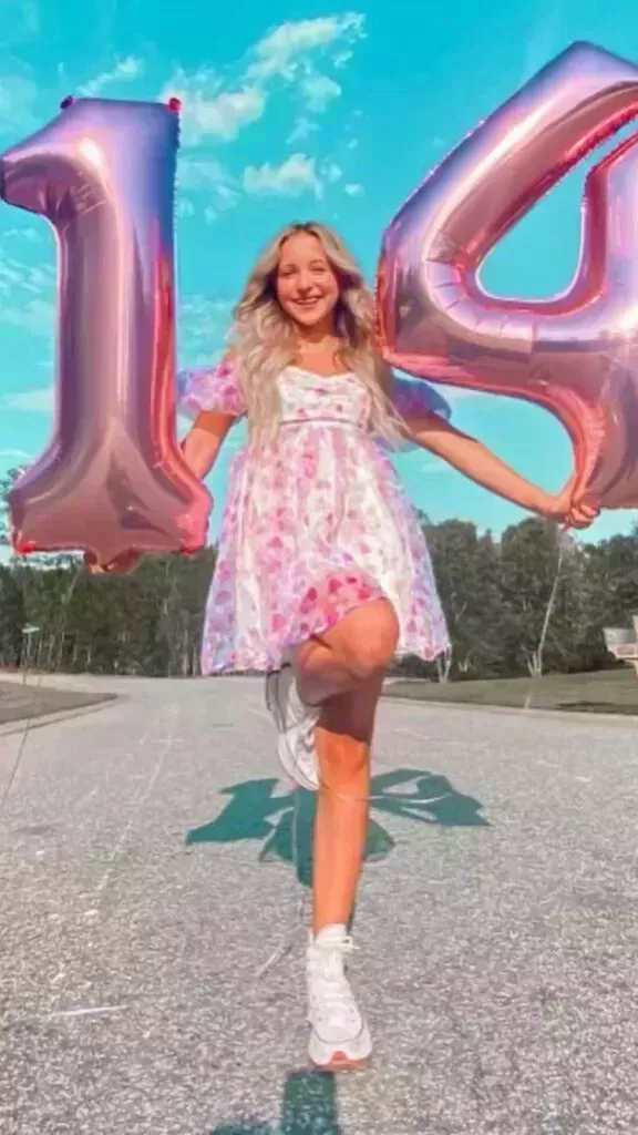 25 trajes de cumpleaños perfectos y bonitos para adolescentes