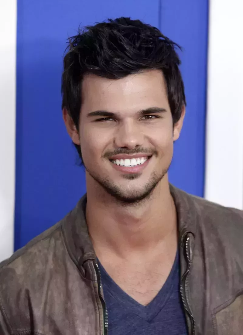 La transformación de Taylor Lautner a lo largo de los años en fotos: de 'Crepúsculo' a ahora