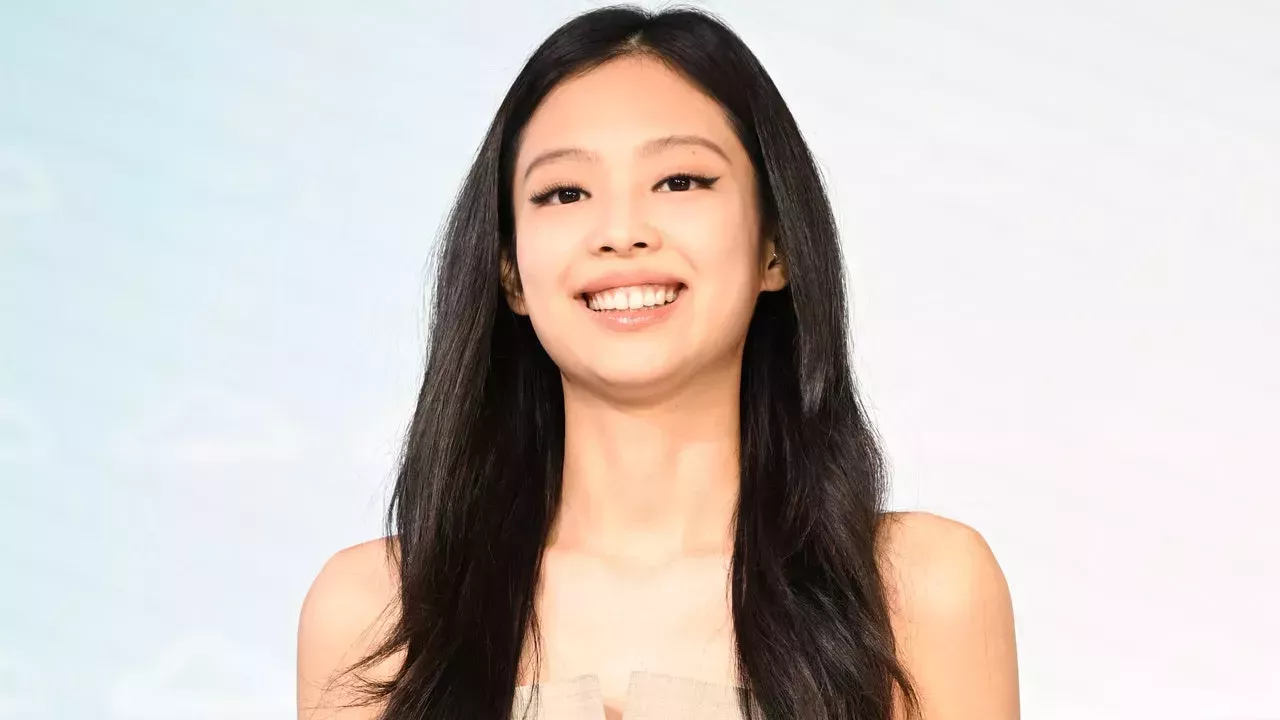 Jennie, de BLACKPINK, lució un top