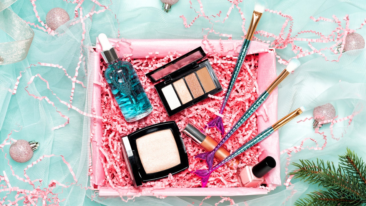 Los mejores estuches de maquillaje para los mejores looks navideños