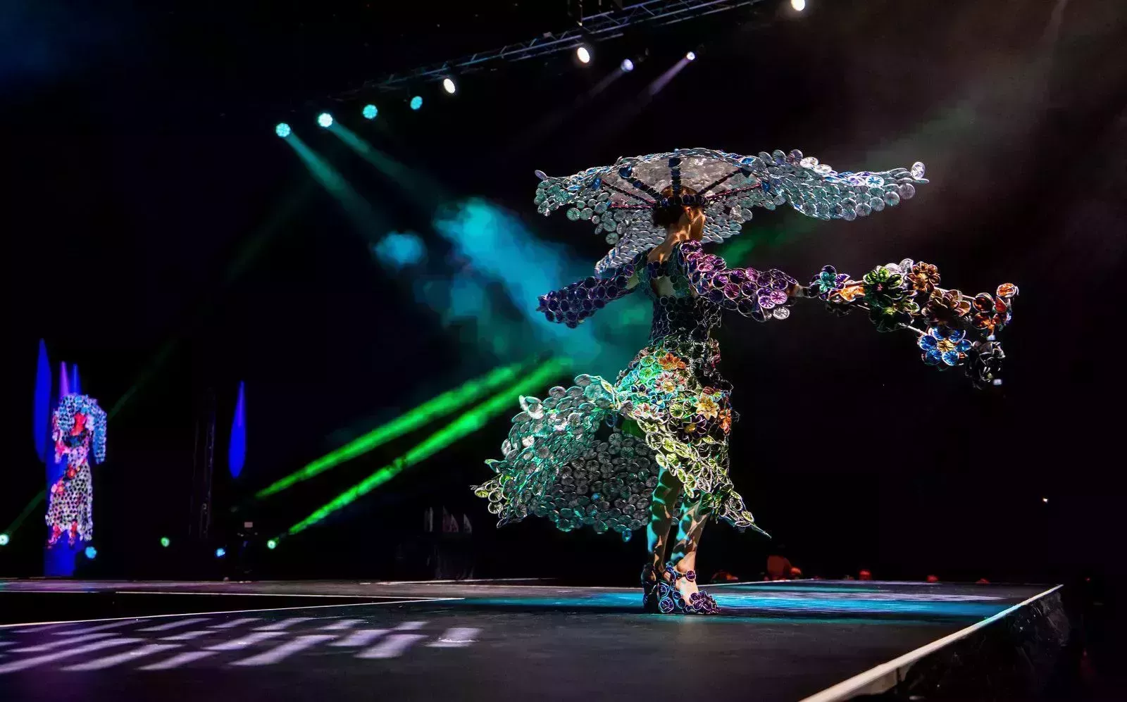 Abu Dhabi acoge a Junk Kouture en su primera final mundial del concurso de diseño de moda sostenible