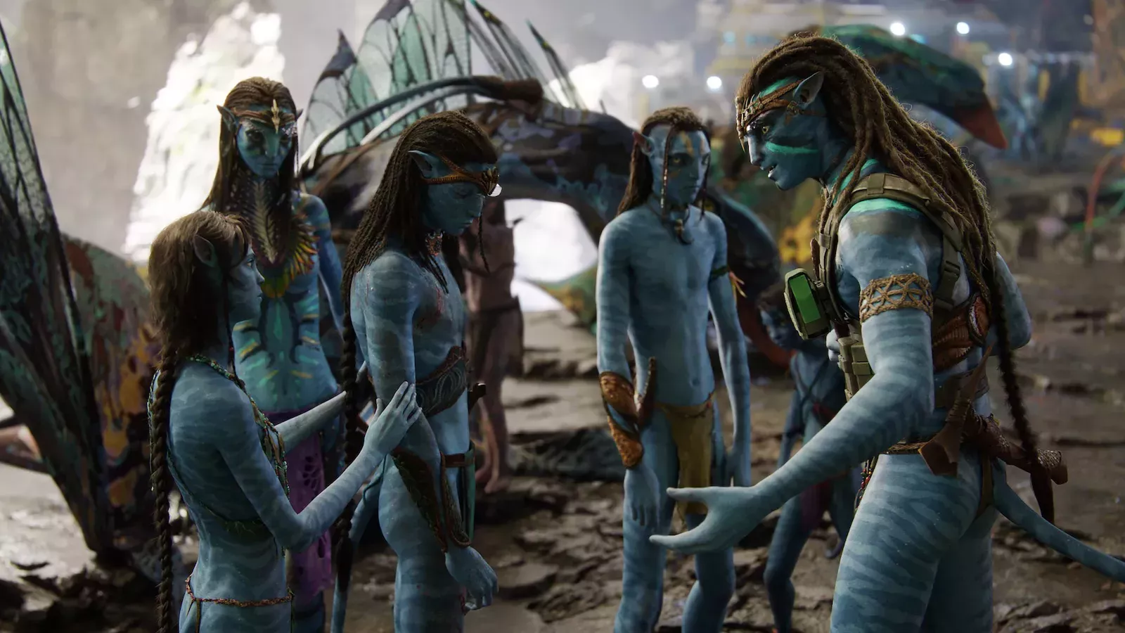 

	
		Avatar: La forma del agua' domina la taquilla del fin de semana de Año Nuevo con una recaudación prevista de 87 millones de dólares en las fiestas
	
	