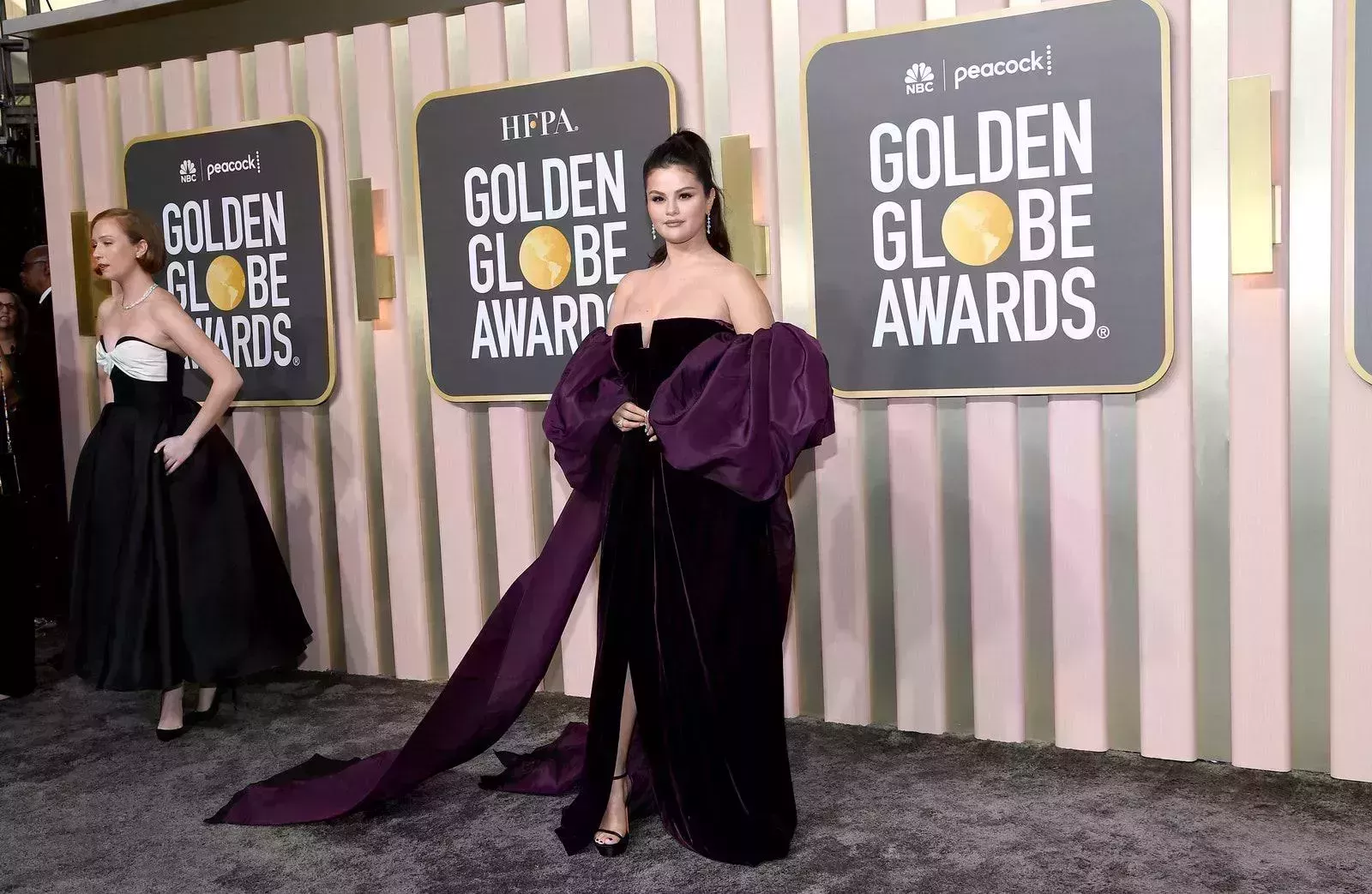 El glamour y las uñas de Selena Gomez en los Globos de Oro fueron obras de arte