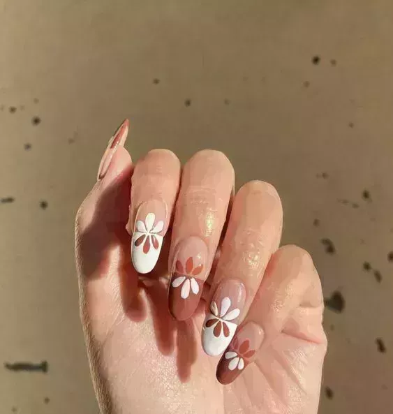 Las 50 mejores ideas para las uñas de los festivales de este año