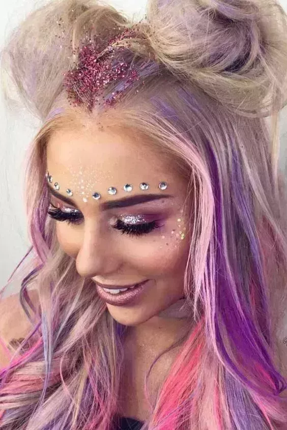 Los 50 mejores looks de maquillaje para Coachella que te encantarán en 2023