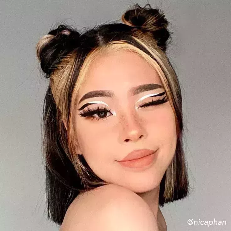 Los 50 mejores looks de maquillaje para Coachella que te encantarán en 2023