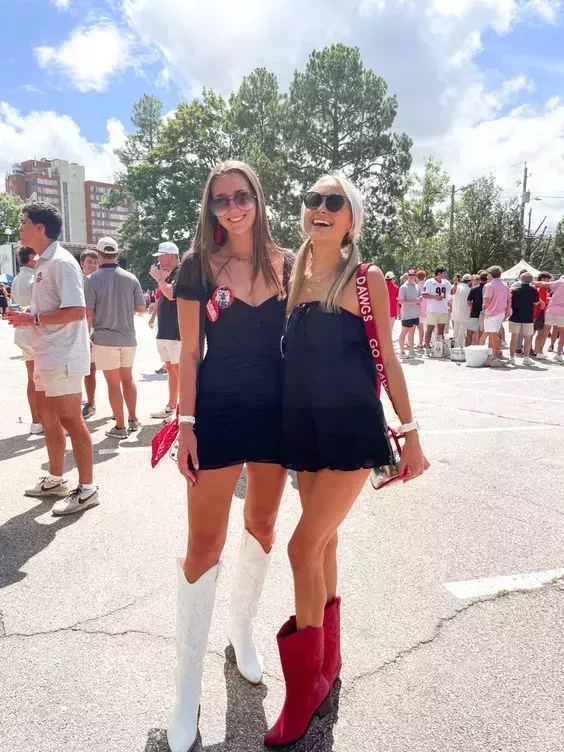 25 lindas ideas de atuendos para chicas en el día del partido universitario