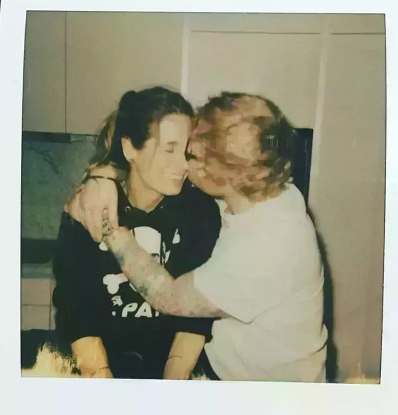 Cronología completa de la relación entre Ed Sheeran y Cherry Seaborn