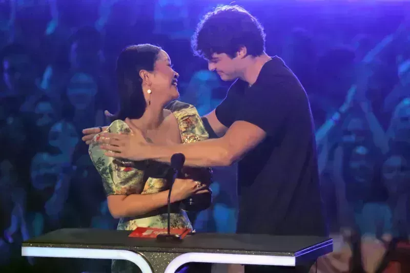 Cronología completa de la amistad entre Lana Condor y Noah Centineo