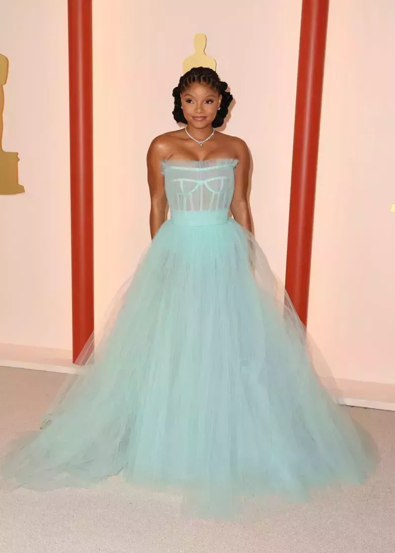 Halle Bailey arrasa en la alfombra roja allá donde va: Ver fotos