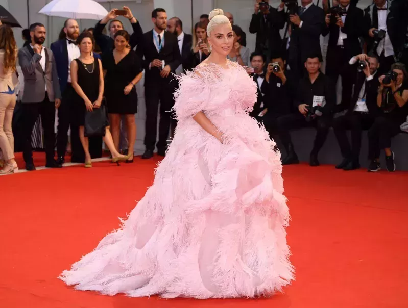 Los looks más memorables de Lady Gaga en la alfombra roja: De Poker Face a House of Gucci