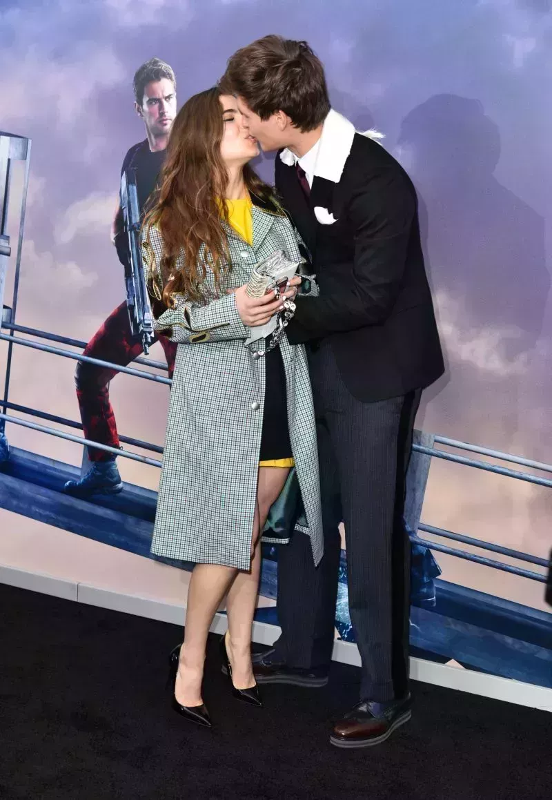 Relación de Ansel Elgort y Violetta Komyshan, cronología de la ruptura