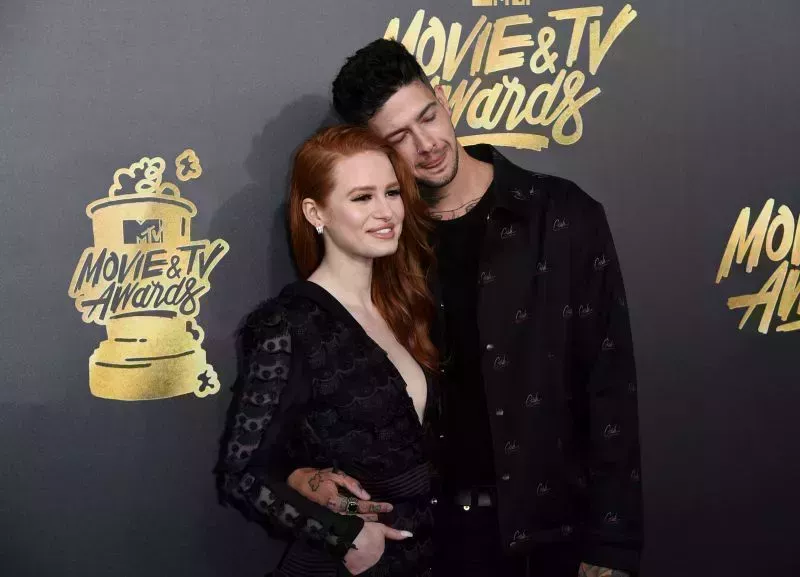 Cronología completa de la relación y ruptura de Madelaine Petsch y Travis Mills