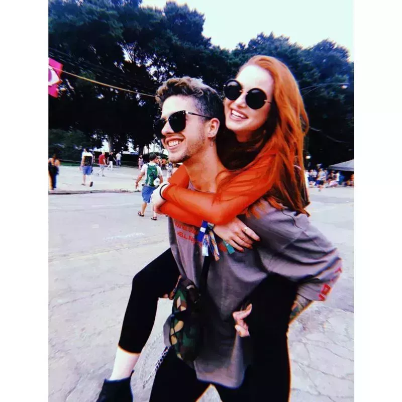 Cronología completa de la relación y ruptura de Madelaine Petsch y Travis Mills