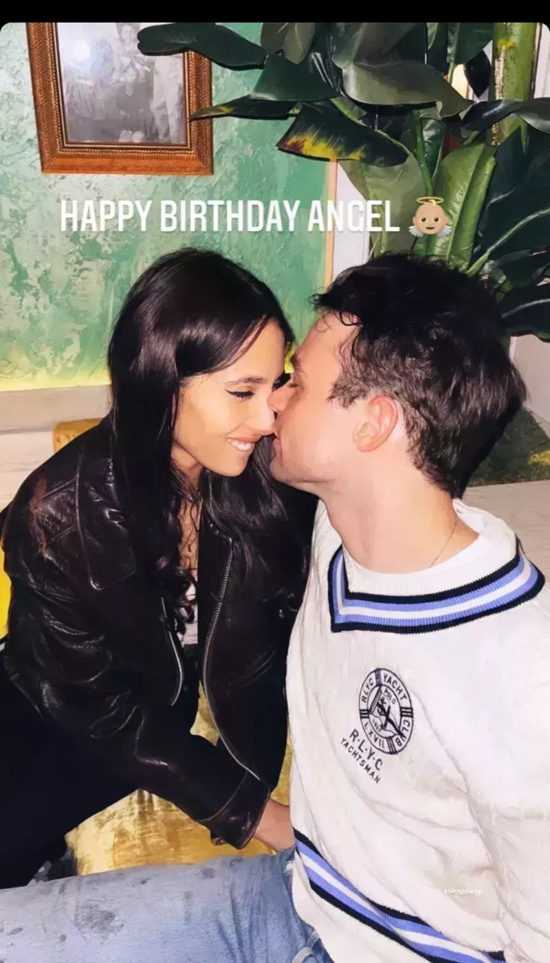 Cronología de la relación entre Thomas Doherty y su novia Yasmin Wijnaldum