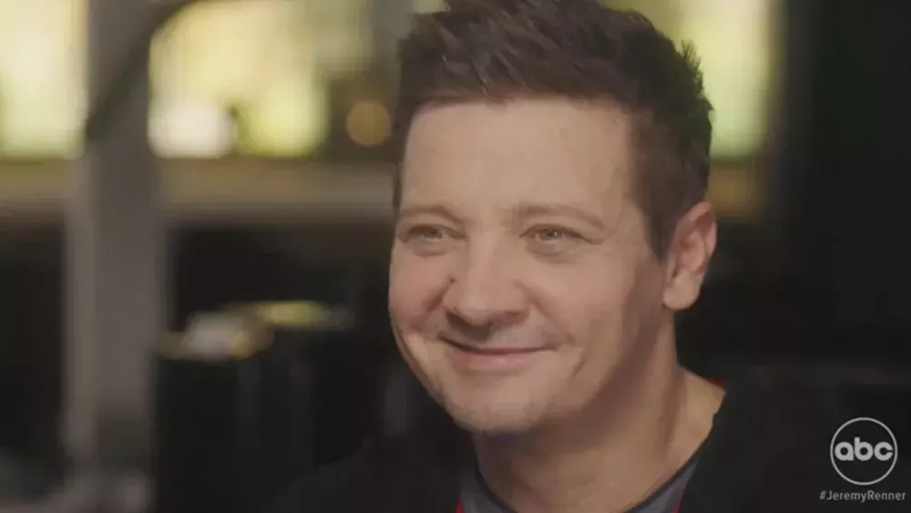 

	
		Jeremy Renner asume la culpa por el accidente de la quitanieves, gritó '¡Hoy no, hijo de puta! justo antes de ser aplastado
	
	