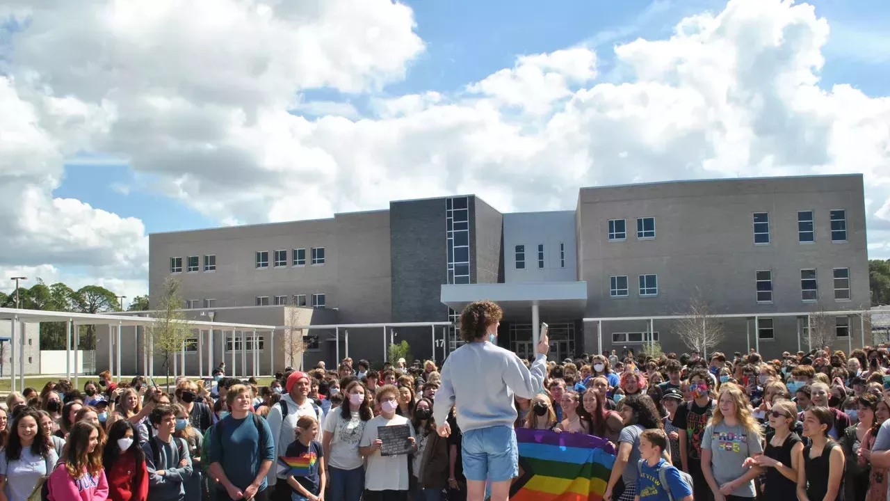 Los estudiantes de Florida toman las riendas de su educación