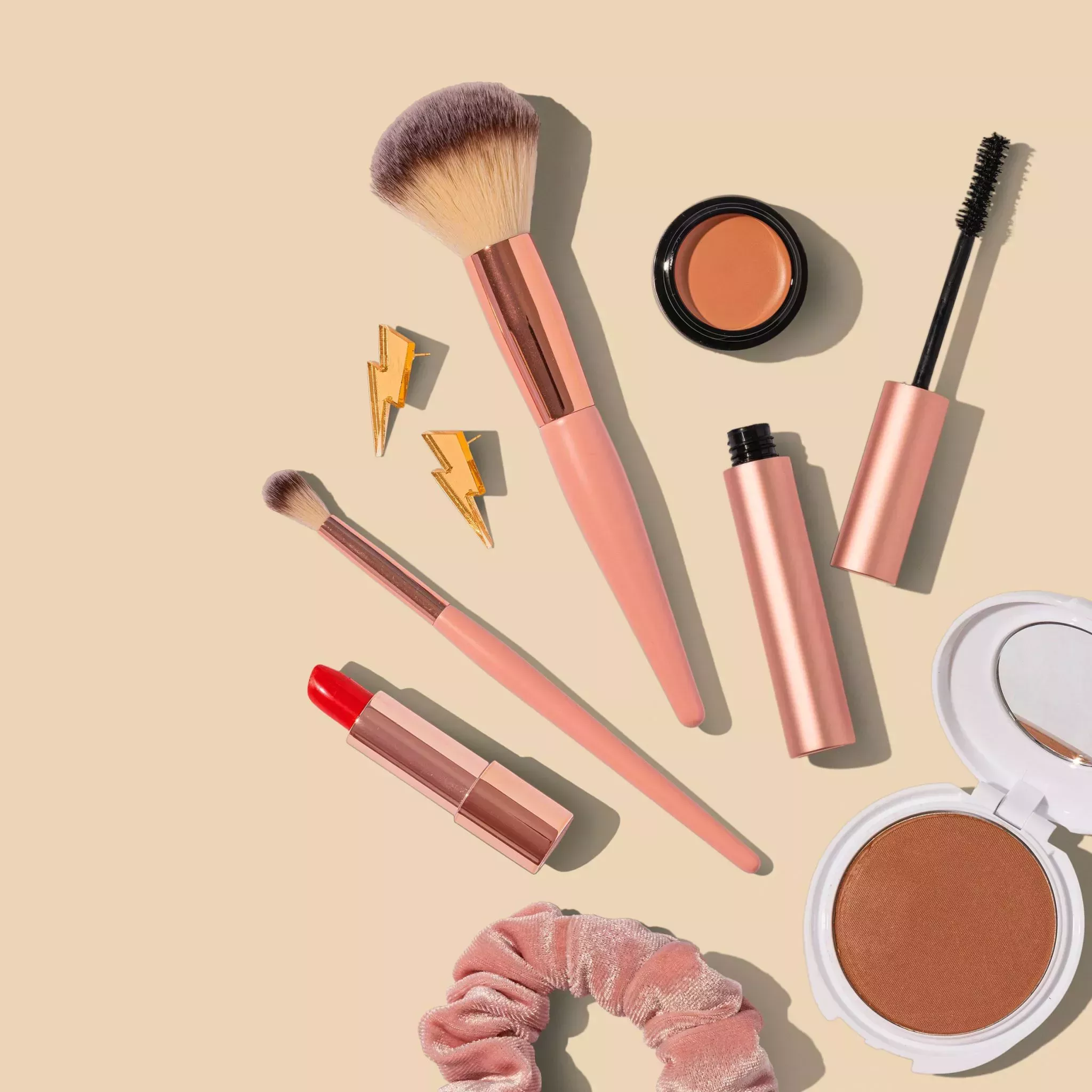 Marcas de maquillaje femeninas y de famosos para comprar en Next