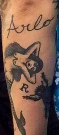 Todos los tatuajes de Harry Styles, explicados