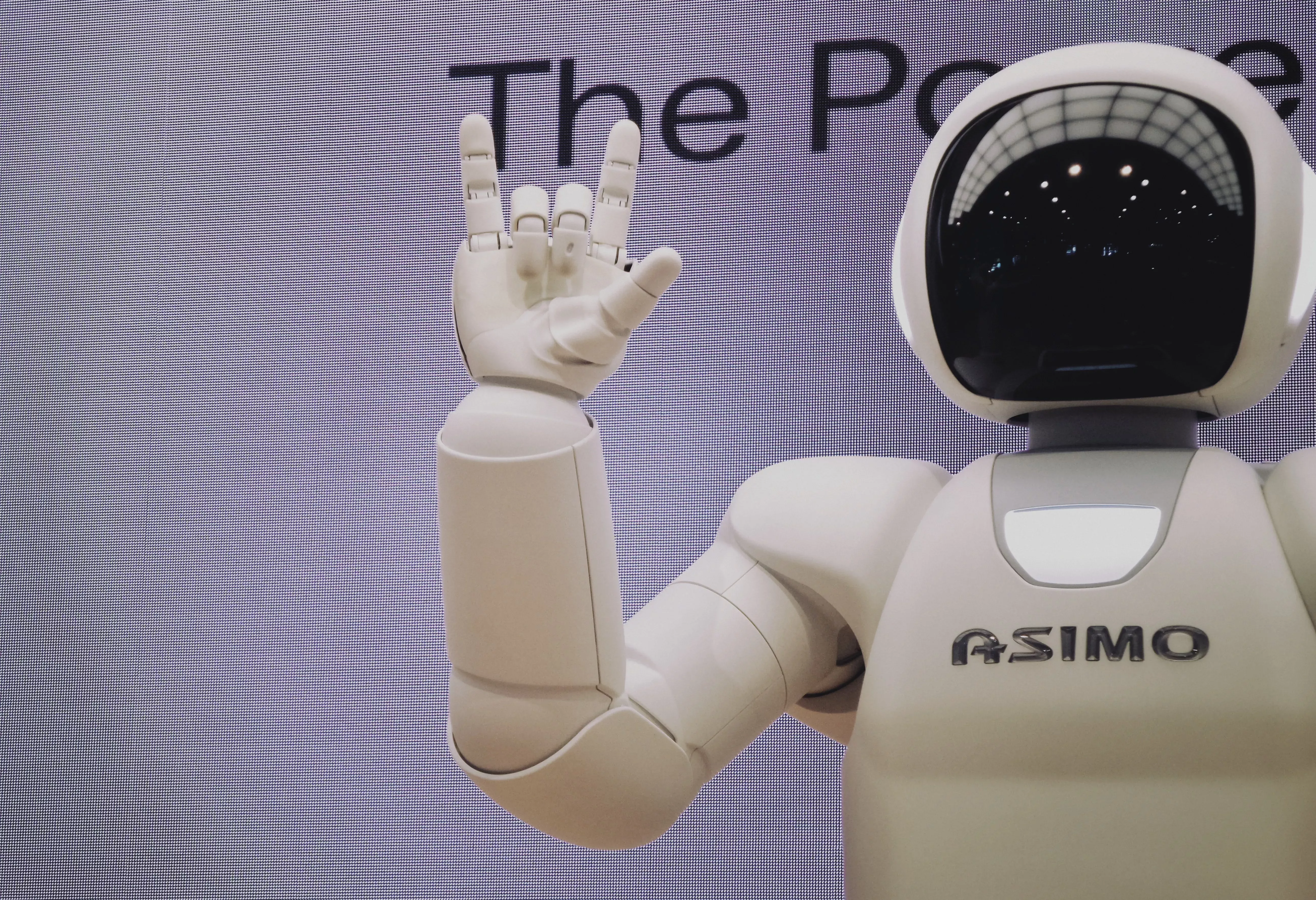 Crítica de 'M3GAN': Presagia el futuro de la inteligencia artificial. Se apoderarán de los humanos?
