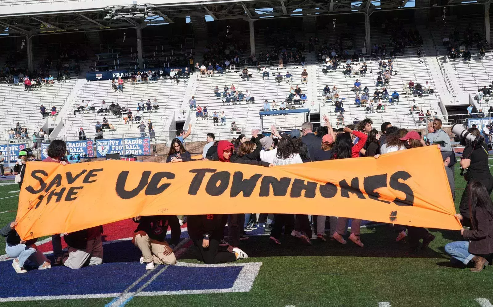 Estos estudiantes de UPenn fueron arrestados por una protesta de bienvenida