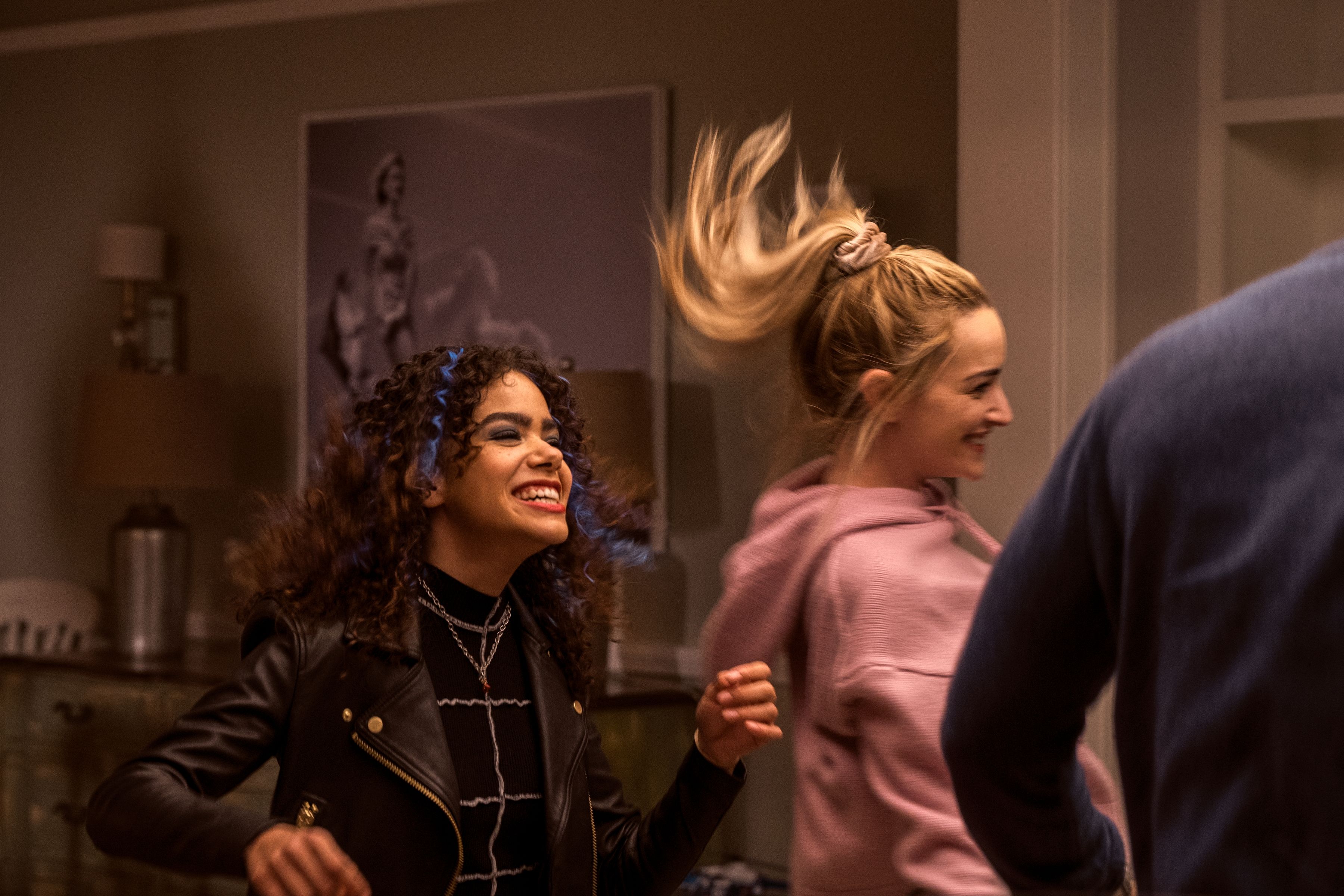 "Ginny y Georgia" renovada para las temporadas 3 y 4 en Netflix en Netflix