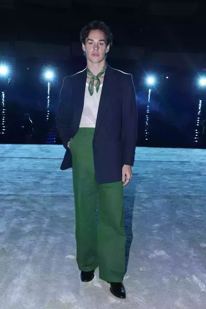 La moda de Noah Beck no es ninguna broma. Echa un vistazo a sus mejores looks