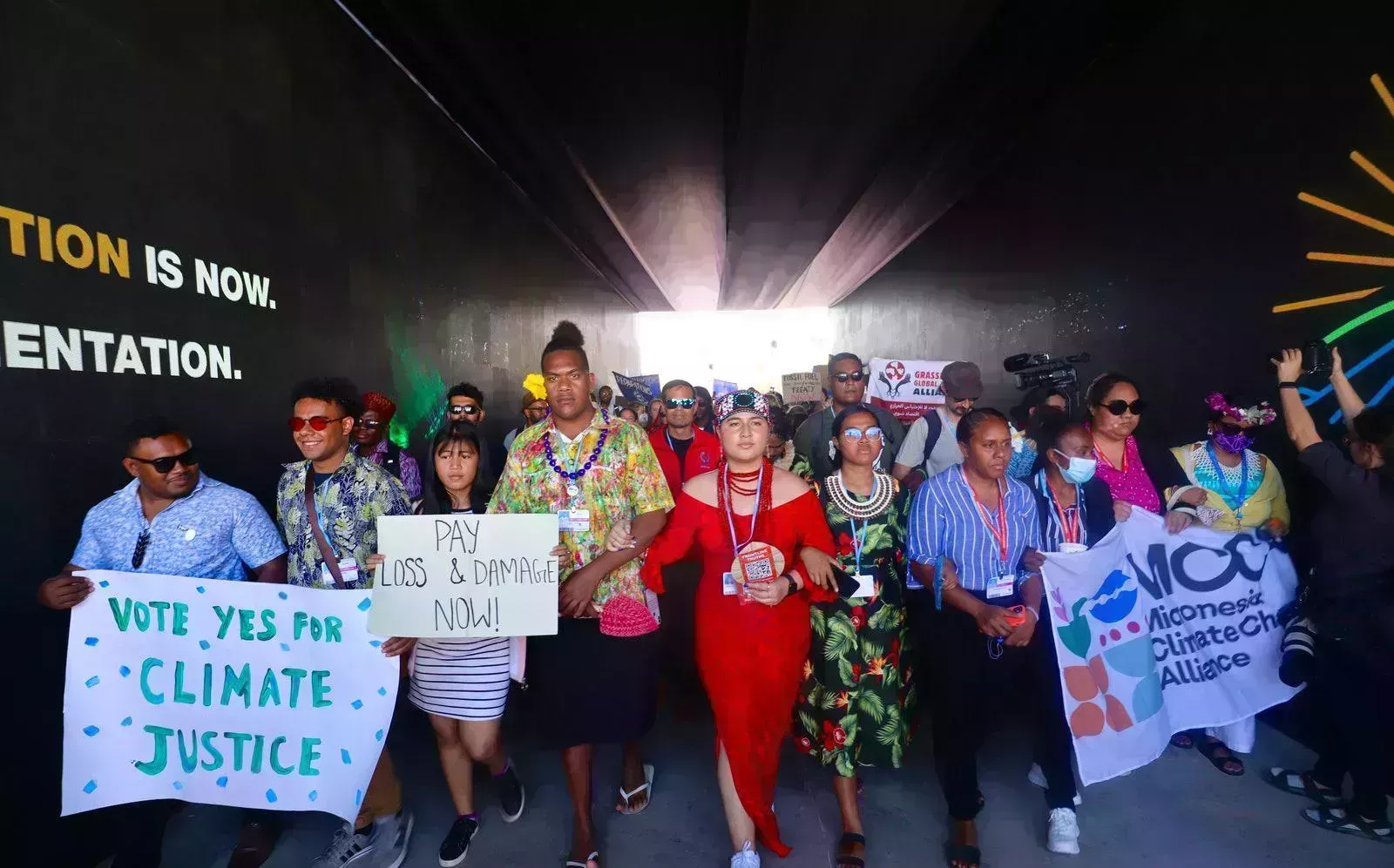 Los guerreros del clima del Pacífico luchan, no se ahogan