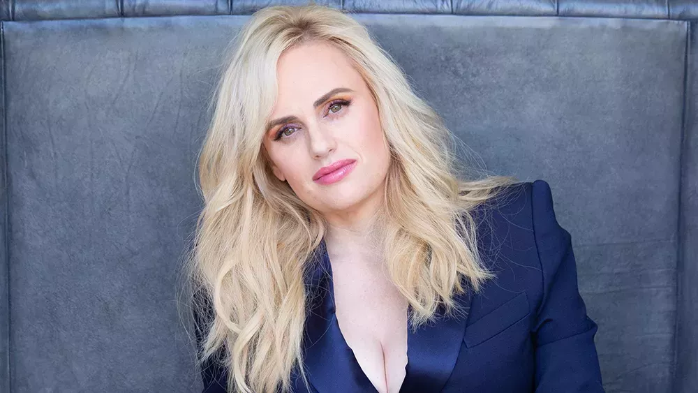 Rebel Wilson se presenta a una audición para una película de Bond tras ser la anfitriona de los BAFTA y explica por qué los artistas
