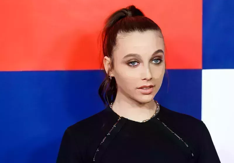 ¡Ya son oficiales! Cronología de la relación entre Emma Chamberlain y Role Model