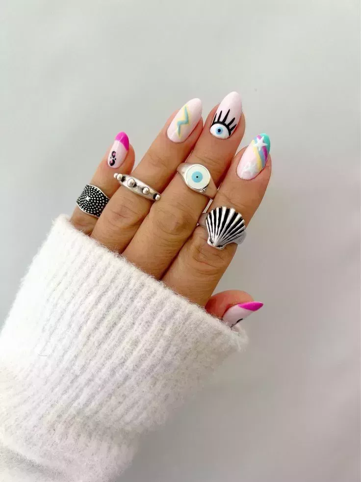 25 uñas acrílicas bonitas y modernas para adolescentes