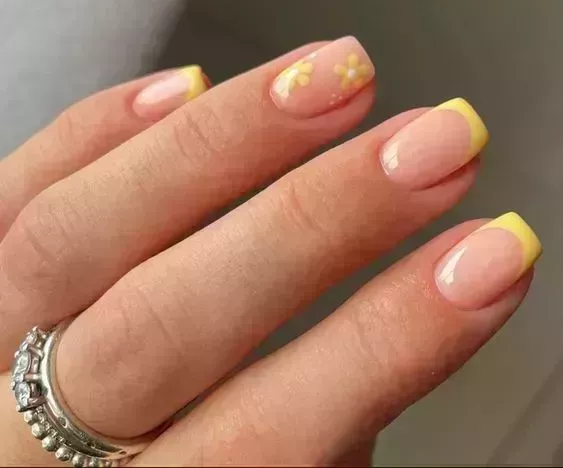 25 uñas acrílicas bonitas y modernas para adolescentes