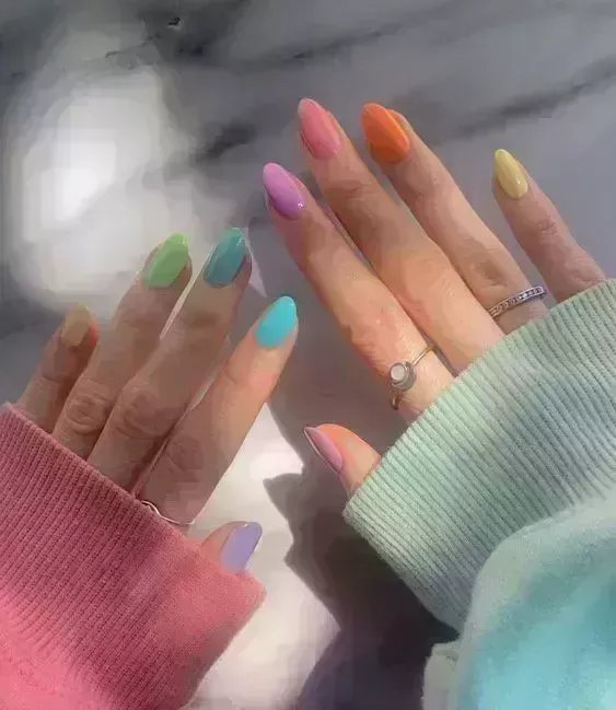 25 uñas acrílicas bonitas y modernas para adolescentes