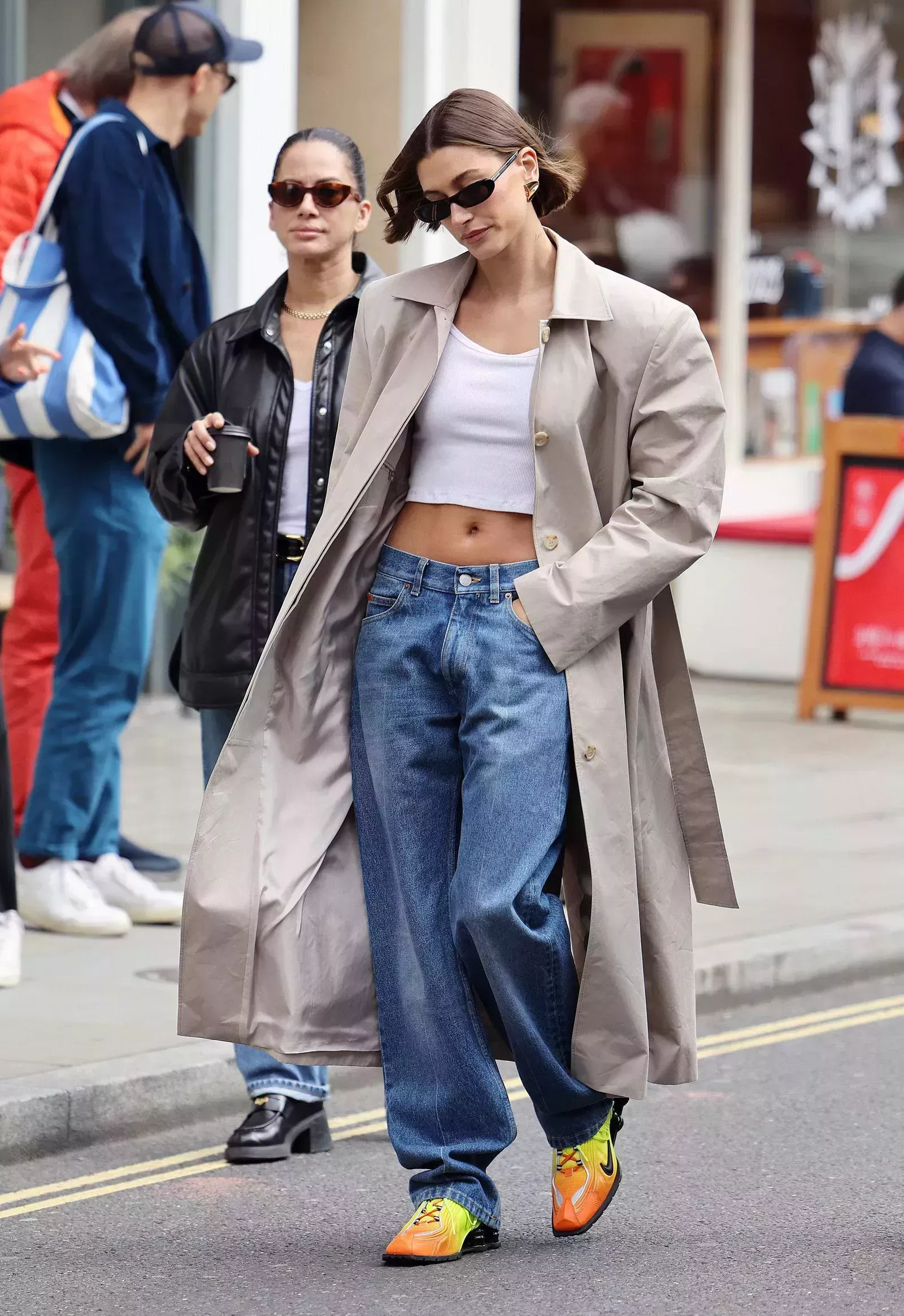 Amarás o aborrecerás las zapatillas de Hailey Bieber