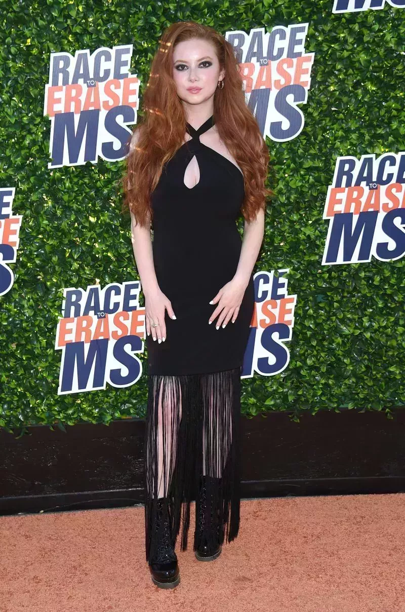 La evolución de Francesca Capaldi en la alfombra roja: Fotos