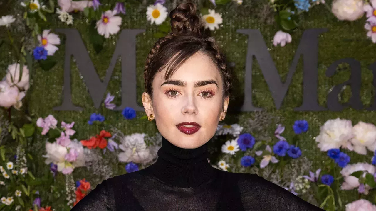 Lily Collins le dio un giro nupcial al vestido transparente en Estocolmo