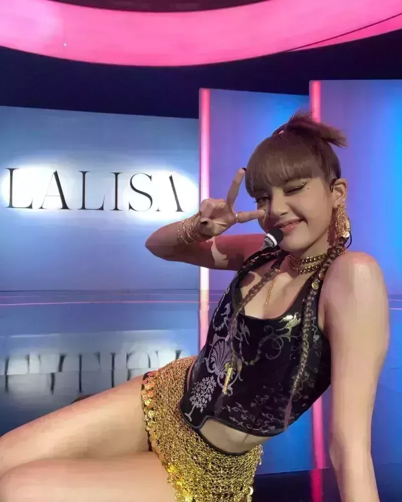 Lisa de BLACKPINK tiene un estilo estelar: Los mejores momentos de moda, fotos