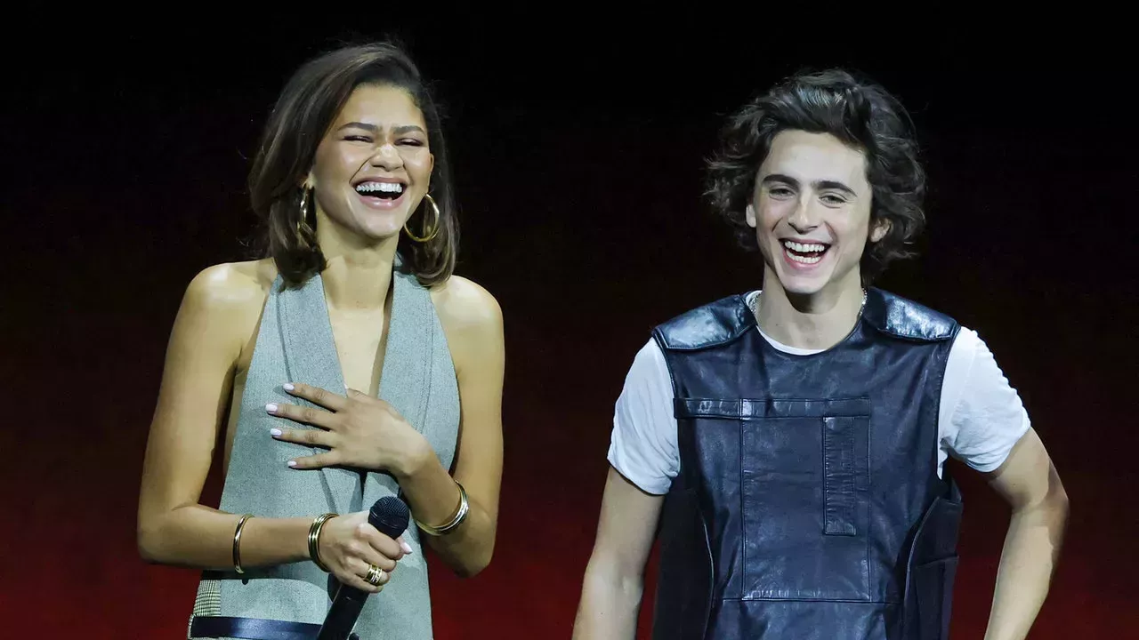 Timothée Chalamet y Zendaya bailando al aire libre es nuestro estado de ánimo veraniego