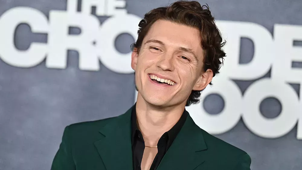 

	
		Tom Holland dice que 'Into the Spider-Verse' es la mejor película de Spider-Man y no una de las suyas
	
	