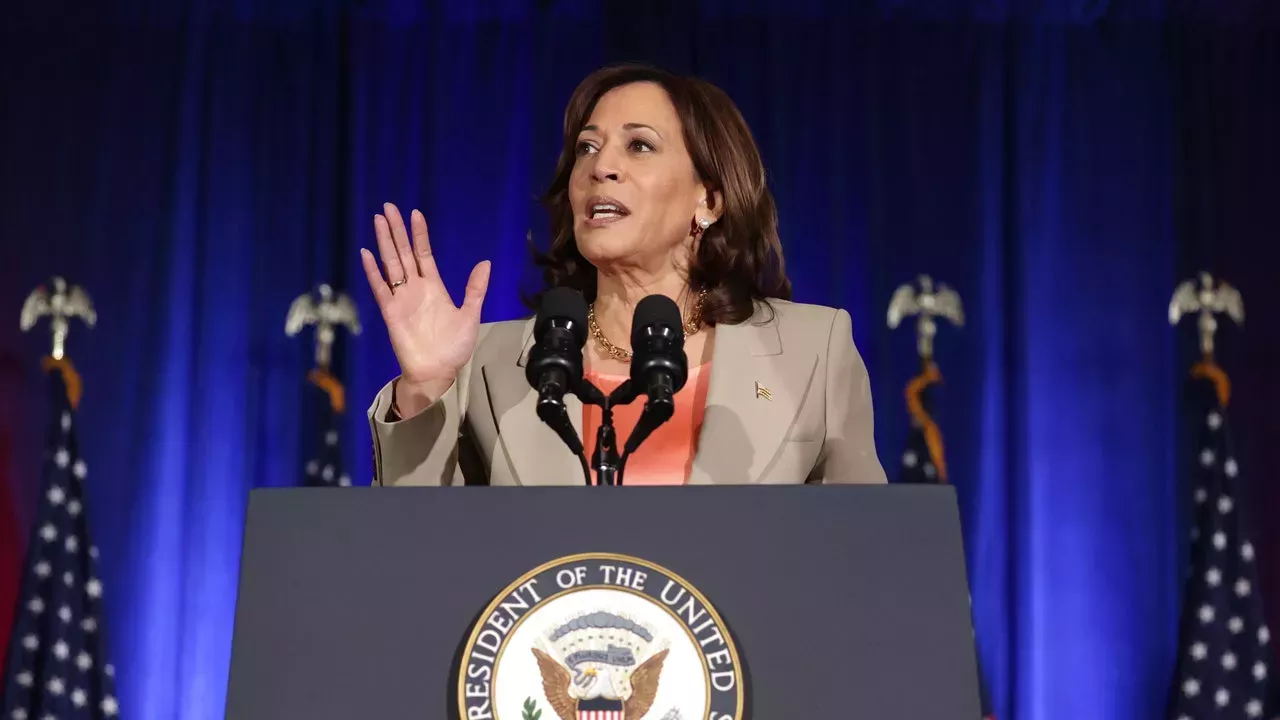 VP Harris dice que los jóvenes votantes tienen el poder de luchar contra las prohibiciones