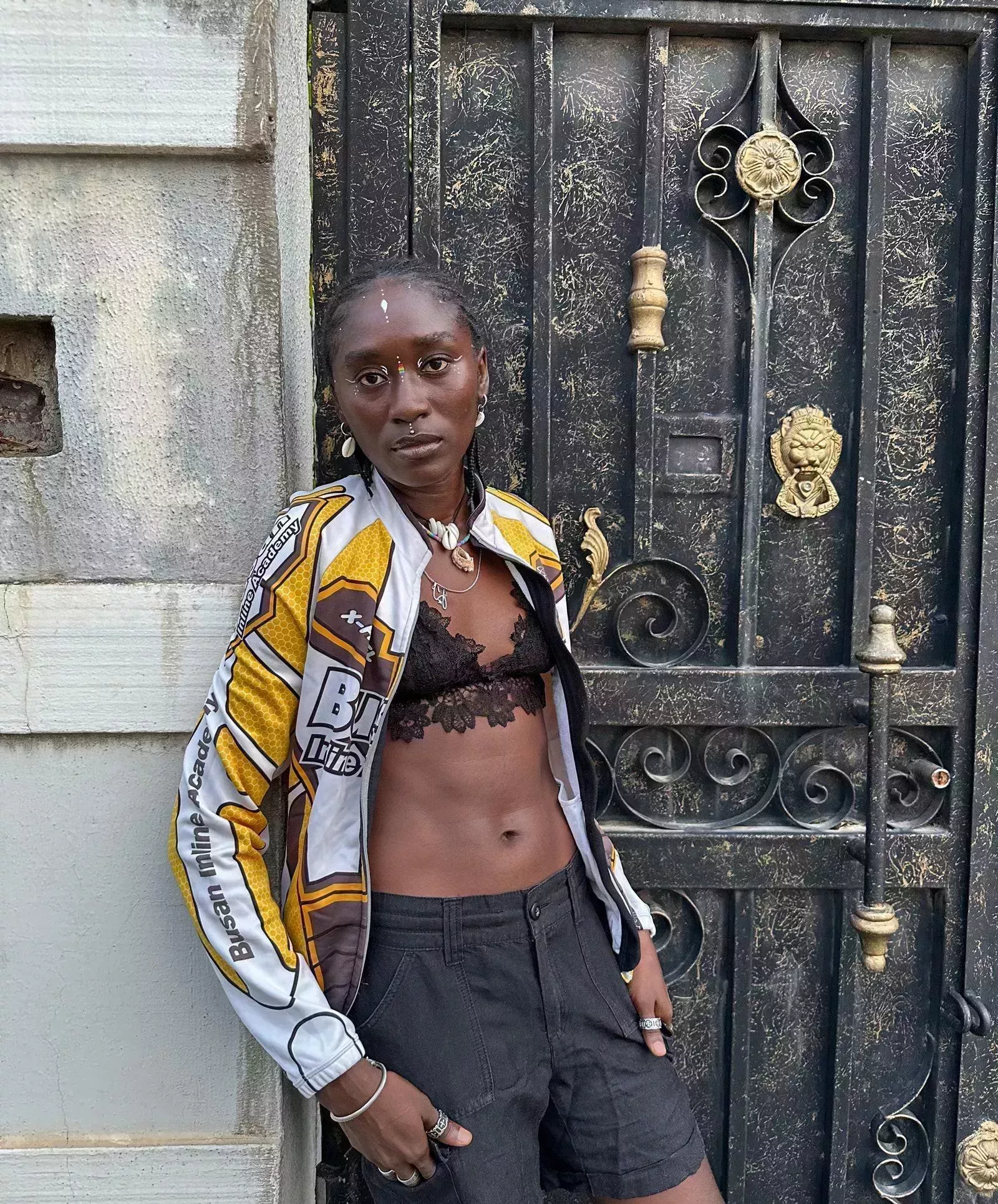 El fotógrafo Stephen Tayo captura el mejor street style de Lagos