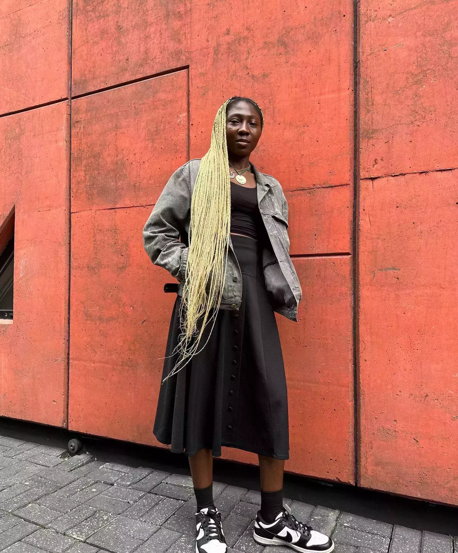 El fotógrafo Stephen Tayo captura el mejor street style de Lagos