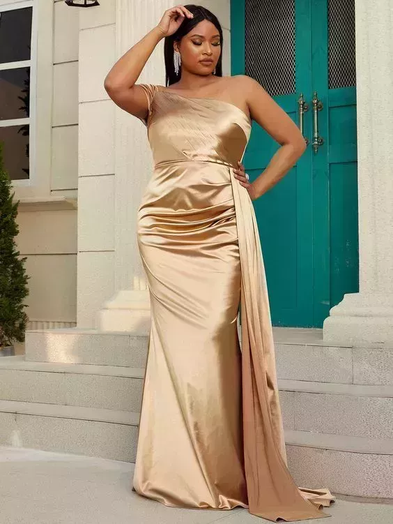25 Gorgeous Plus Size Prom Dress Ideas in 2023